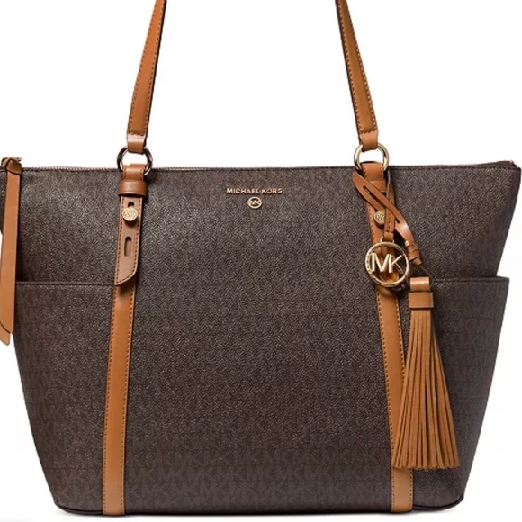 Michael Kors Signature Sullivan Large Top Zip Tote - Picture 4 of 14